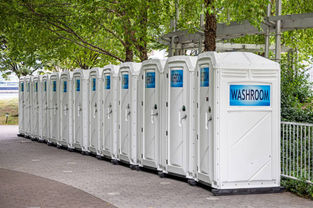 Best Porta potty rental near me  in Farragut, TN